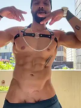1Richrichard1 from StripChat is Freechat