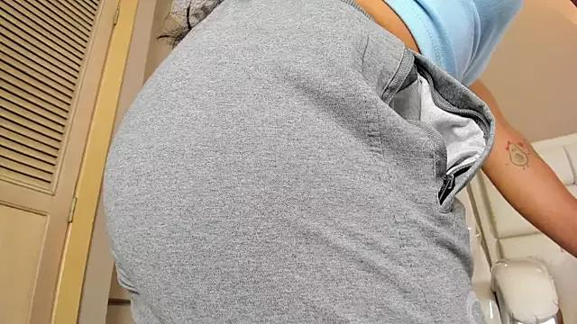 Girls: Stay up-to-date with the latest immersive cam streams gallery and try the most sensual entertainers flaunt their aroused bushes and steaming hot physiques as they lay bare and cum.