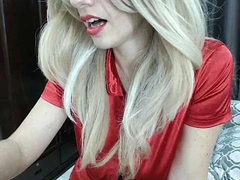 Girls: Stay up-to-date with the latest immersive cam streams gallery and try the most sensual entertainers flaunt their aroused bushes and steaming hot physiques as they lay bare and cum.