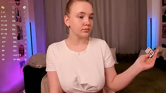 Girls: Stay up-to-date with the latest immersive cam streams gallery and try the most sensual entertainers flaunt their aroused bushes and steaming hot physiques as they lay bare and cum.