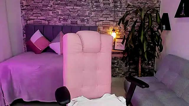 Girls: Stay up-to-date with the latest immersive cam streams gallery and try the most sensual entertainers flaunt their aroused bushes and steaming hot physiques as they lay bare and cum.