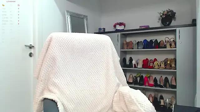 Girls: Stay up-to-date with the latest immersive cam streams gallery and try the most sensual entertainers flaunt their aroused bushes and steaming hot physiques as they lay bare and cum.