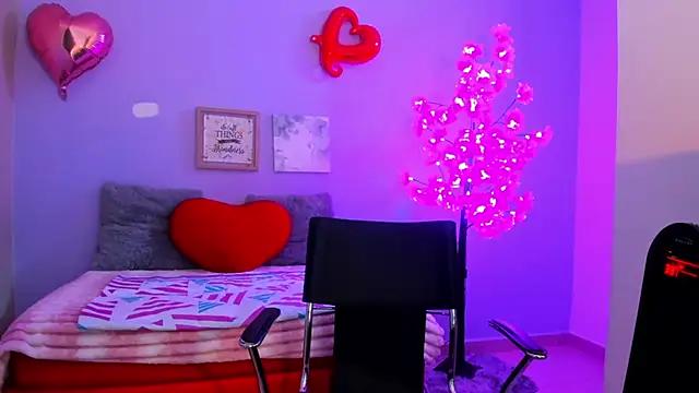 Girls: Stay up-to-date with the latest immersive cam streams gallery and try the most sensual entertainers flaunt their aroused bushes and steaming hot physiques as they lay bare and cum.
