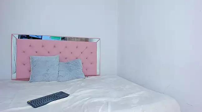 Girls: Stay up-to-date with the latest immersive cam streams gallery and try the most sensual entertainers flaunt their aroused bushes and steaming hot physiques as they lay bare and cum.