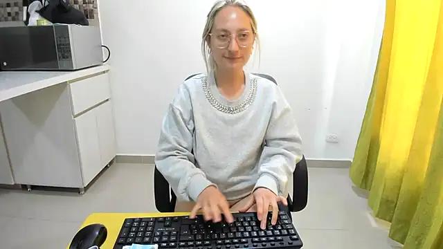 Girls: Stay up-to-date with the latest immersive cam streams gallery and try the most sensual entertainers flaunt their aroused bushes and steaming hot physiques as they lay bare and cum.