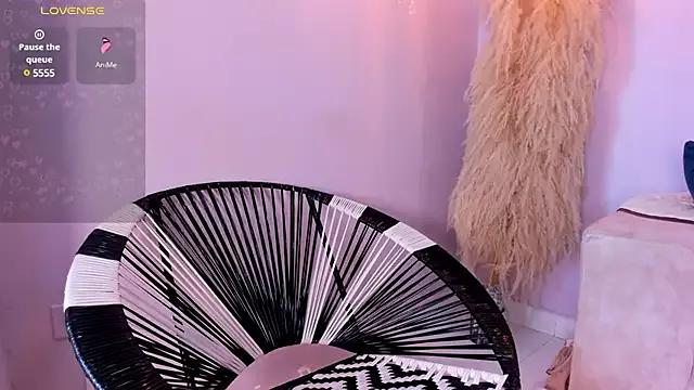 Girls: Stay up-to-date with the latest immersive cam streams gallery and try the most sensual entertainers flaunt their aroused bushes and steaming hot physiques as they lay bare and cum.