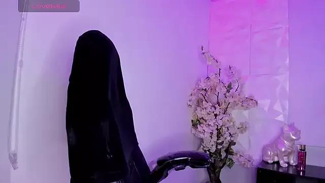 Girls: Stay up-to-date with the latest immersive cam streams gallery and try the most sensual entertainers flaunt their aroused bushes and steaming hot physiques as they lay bare and cum.