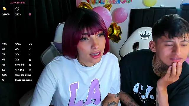 Girls: Stay up-to-date with the latest immersive cam streams gallery and try the most sensual entertainers flaunt their aroused bushes and steaming hot physiques as they lay bare and cum.