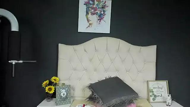 Girls: Stay up-to-date with the latest immersive cam streams gallery and try the most sensual entertainers flaunt their aroused bushes and steaming hot physiques as they lay bare and cum.