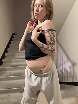 Girls: Stay up-to-date with the latest immersive cam streams gallery and try the most sensual entertainers flaunt their aroused bushes and steaming hot physiques as they lay bare and cum.