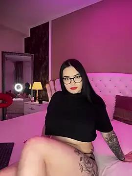 Girls: Stay up-to-date with the latest immersive cam streams gallery and try the most sensual entertainers flaunt their aroused bushes and steaming hot physiques as they lay bare and cum.