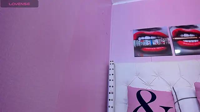 Girls: Stay up-to-date with the latest immersive cam streams gallery and try the most sensual entertainers flaunt their aroused bushes and steaming hot physiques as they lay bare and cum.