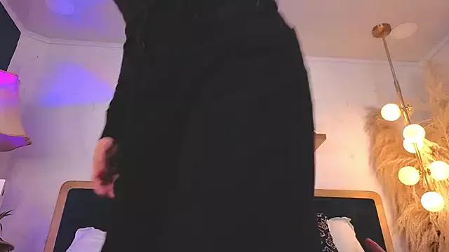 Girls: Stay up-to-date with the latest immersive cam streams gallery and try the most sensual entertainers flaunt their aroused bushes and steaming hot physiques as they lay bare and cum.