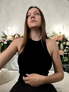 AliceBrayan from StripChat is Freechat