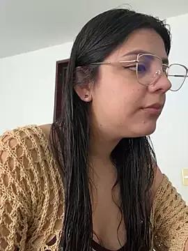 AliceGarc from StripChat is Freechat
