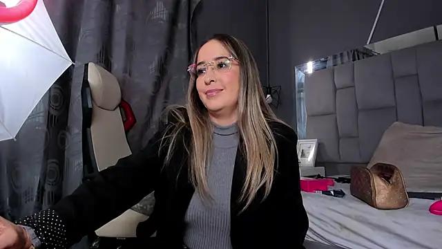Girls: Stay up-to-date with the latest immersive cam streams gallery and try the most sensual entertainers flaunt their aroused bushes and steaming hot physiques as they lay bare and cum.