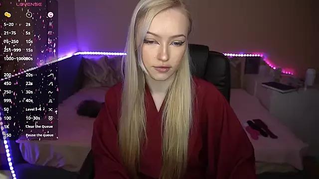 Girls: Stay up-to-date with the latest immersive cam streams gallery and try the most sensual entertainers flaunt their aroused bushes and steaming hot physiques as they lay bare and cum.