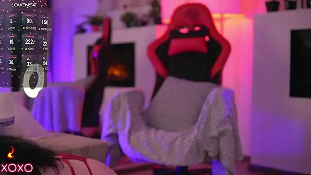 Girls: Stay up-to-date with the latest immersive cam streams gallery and try the most sensual entertainers flaunt their aroused bushes and steaming hot physiques as they lay bare and cum.