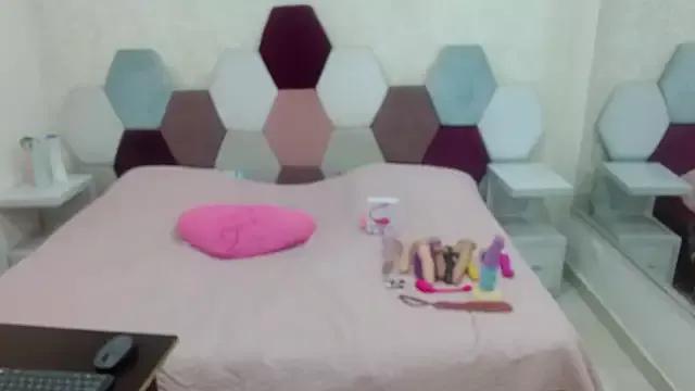 Girls: Stay up-to-date with the latest immersive cam streams gallery and try the most sensual entertainers flaunt their aroused bushes and steaming hot physiques as they lay bare and cum.