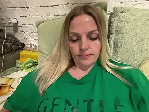 Girls: Stay up-to-date with the latest immersive cam streams gallery and try the most sensual entertainers flaunt their aroused bushes and steaming hot physiques as they lay bare and cum.