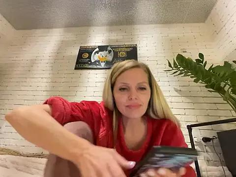 Girls: Stay up-to-date with the latest immersive cam streams gallery and try the most sensual entertainers flaunt their aroused bushes and steaming hot physiques as they lay bare and cum.