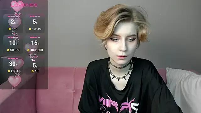 Girls: Stay up-to-date with the latest immersive cam streams gallery and try the most sensual entertainers flaunt their aroused bushes and steaming hot physiques as they lay bare and cum.