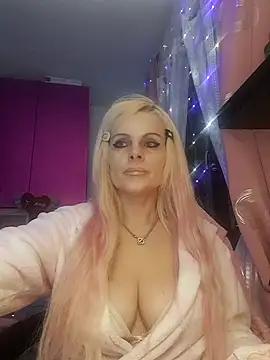 Girls: Stay up-to-date with the latest immersive cam streams gallery and try the most sensual entertainers flaunt their aroused bushes and steaming hot physiques as they lay bare and cum.