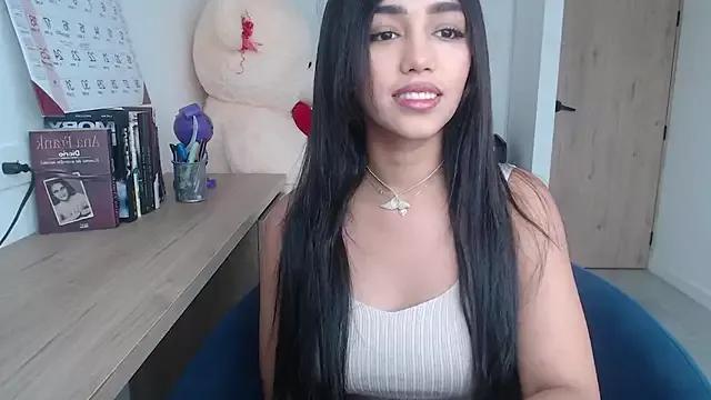 angelina_hilton_s from StripChat is Freechat
