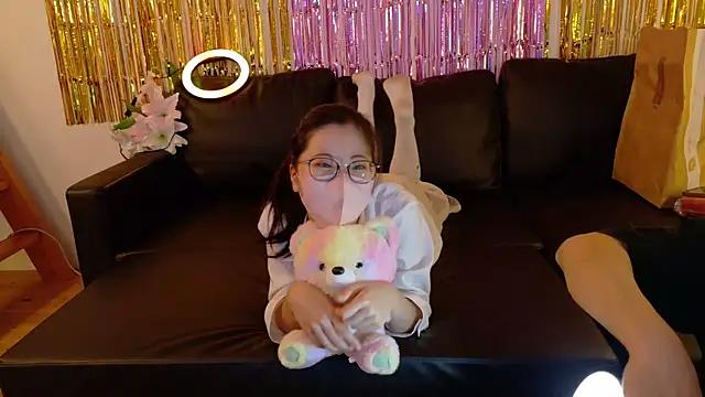 Girls: Stay up-to-date with the latest immersive cam streams gallery and try the most sensual entertainers flaunt their aroused bushes and steaming hot physiques as they lay bare and cum.