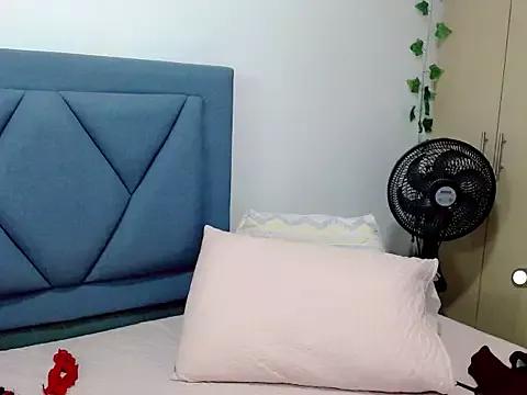 Girls: Stay up-to-date with the latest immersive cam streams gallery and try the most sensual entertainers flaunt their aroused bushes and steaming hot physiques as they lay bare and cum.