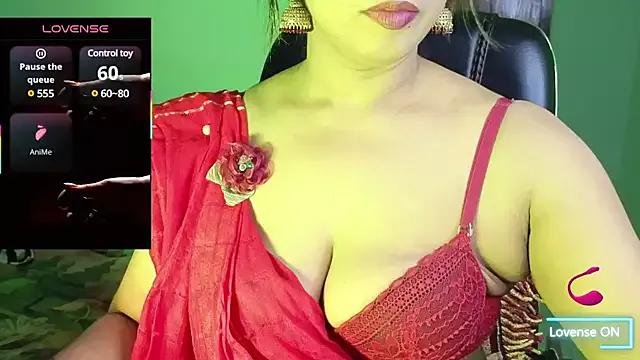 Girls: Stay up-to-date with the latest immersive cam streams gallery and try the most sensual entertainers flaunt their aroused bushes and steaming hot physiques as they lay bare and cum.