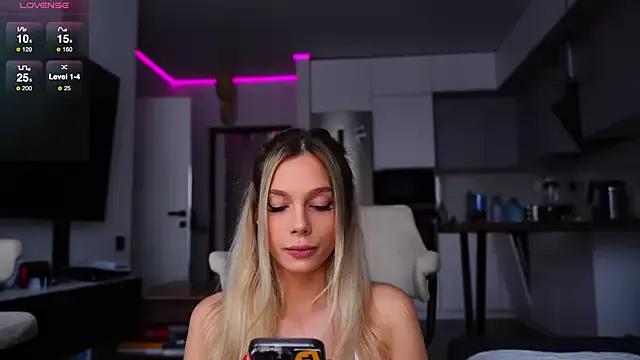 Girls: Stay up-to-date with the latest immersive cam streams gallery and try the most sensual entertainers flaunt their aroused bushes and steaming hot physiques as they lay bare and cum.