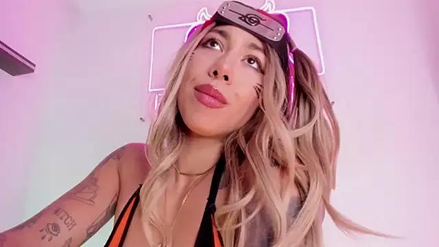 Girls: Stay up-to-date with the latest immersive cam streams gallery and try the most sensual entertainers flaunt their aroused bushes and steaming hot physiques as they lay bare and cum.