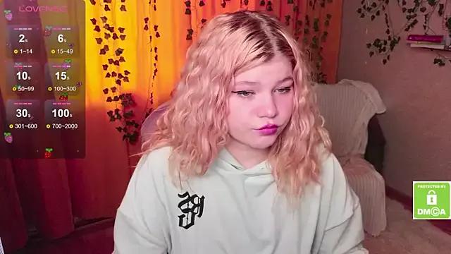 Girls: Stay up-to-date with the latest immersive cam streams gallery and try the most sensual entertainers flaunt their aroused bushes and steaming hot physiques as they lay bare and cum.