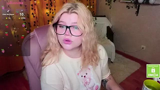 Bratz_Chloe_ from StripChat is Freechat