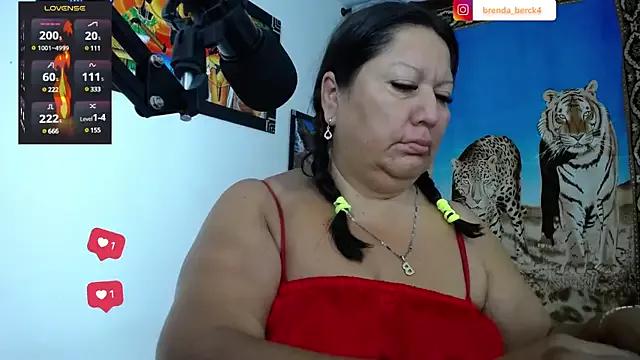 Brenda_Berck_ from StripChat is Freechat
