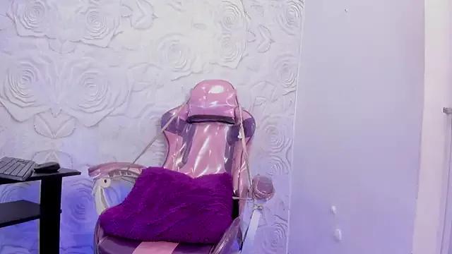 Girls: Stay up-to-date with the latest immersive cam streams gallery and try the most sensual entertainers flaunt their aroused bushes and steaming hot physiques as they lay bare and cum.