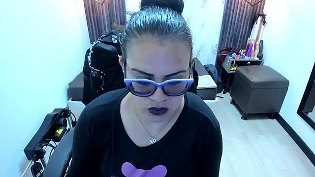 Girls: Stay up-to-date with the latest immersive cam streams gallery and try the most sensual entertainers flaunt their aroused bushes and steaming hot physiques as they lay bare and cum.