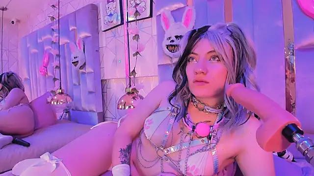 Girls: Stay up-to-date with the latest immersive cam streams gallery and try the most sensual entertainers flaunt their aroused bushes and steaming hot physiques as they lay bare and cum.