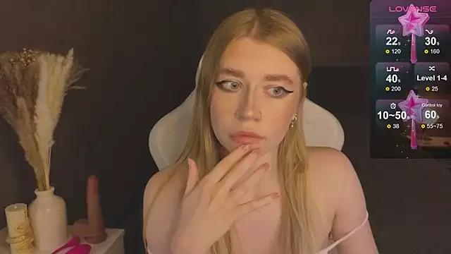 Girls: Stay up-to-date with the latest immersive cam streams gallery and try the most sensual entertainers flaunt their aroused bushes and steaming hot physiques as they lay bare and cum.