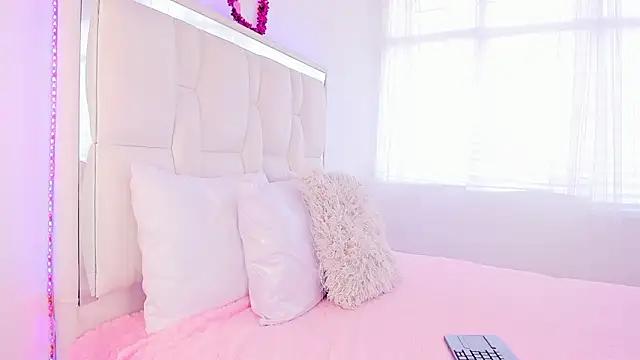 Girls: Stay up-to-date with the latest immersive cam streams gallery and try the most sensual entertainers flaunt their aroused bushes and steaming hot physiques as they lay bare and cum.
