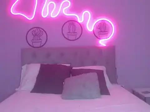Girls: Stay up-to-date with the latest immersive cam streams gallery and try the most sensual entertainers flaunt their aroused bushes and steaming hot physiques as they lay bare and cum.