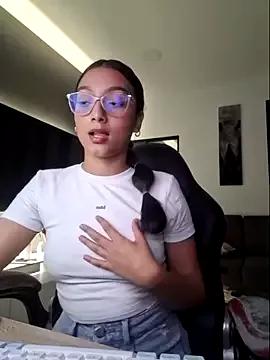 Girls: Stay up-to-date with the latest immersive cam streams gallery and try the most sensual entertainers flaunt their aroused bushes and steaming hot physiques as they lay bare and cum.