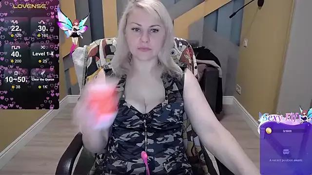 Girls: Stay up-to-date with the latest immersive cam streams gallery and try the most sensual entertainers flaunt their aroused bushes and steaming hot physiques as they lay bare and cum.