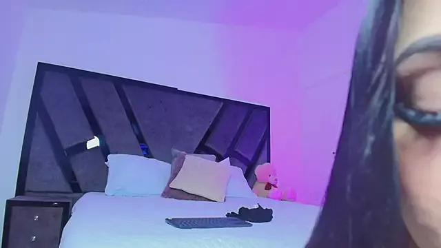 Girls: Stay up-to-date with the latest immersive cam streams gallery and try the most sensual entertainers flaunt their aroused bushes and steaming hot physiques as they lay bare and cum.