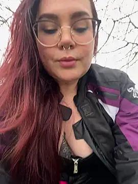 Girls: Stay up-to-date with the latest immersive cam streams gallery and try the most sensual entertainers flaunt their aroused bushes and steaming hot physiques as they lay bare and cum.