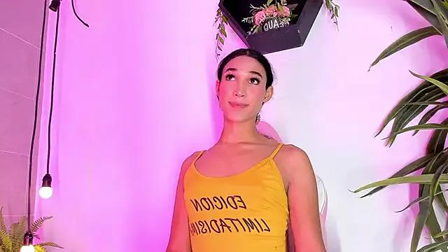 Girls: Stay up-to-date with the latest immersive cam streams gallery and try the most sensual entertainers flaunt their aroused bushes and steaming hot physiques as they lay bare and cum.