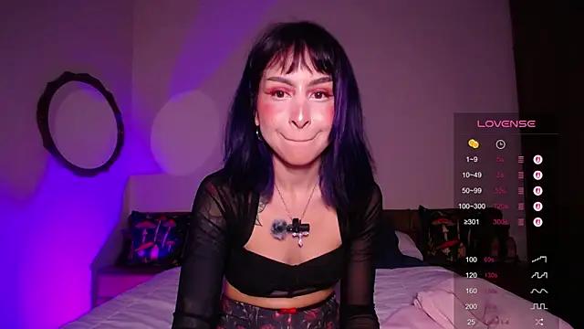 Girls: Stay up-to-date with the latest immersive cam streams gallery and try the most sensual entertainers flaunt their aroused bushes and steaming hot physiques as they lay bare and cum.