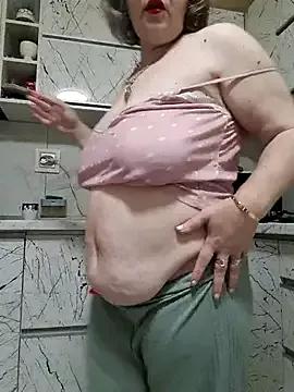 cindybbwsquirt from StripChat is Freechat