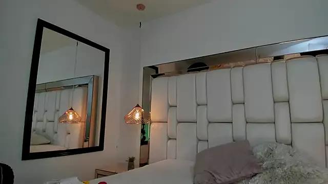 Girls: Stay up-to-date with the latest immersive cam streams gallery and try the most sensual entertainers flaunt their aroused bushes and steaming hot physiques as they lay bare and cum.
